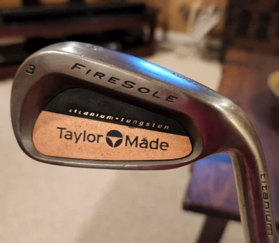 Rifle TaylorMade FireSole de tungsteno 3 hierro diestro TaylorMade R-80 acero regular Foto 1 de 4