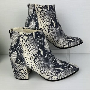 Steve Madden Ankle Boots Jillian Womens Sz 40 9 Natural Snake 236 Print Zip - Picture 1 of 23