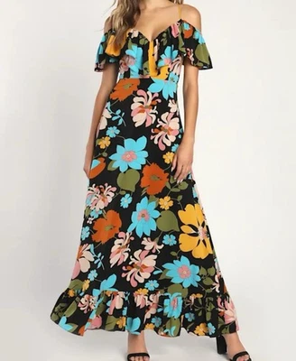Maxi Vestido Lulus Got the Flower Negro Floral Volantes Hombro Frío Talla Grande Foto 1 de 4