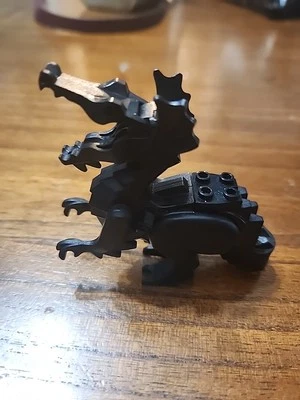 Lego Black Dragon corpo clássico  - Imagem 1 de 3
