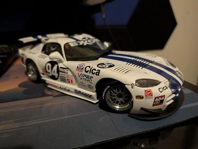Autoart Dodge Viper GTS-R #94 24H le para hombre 1998 1/18 Foto 1 de 4