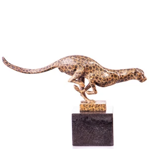 Modern bronze Sculpture Panther on a black marble base after Milo - Picture 1 of 3