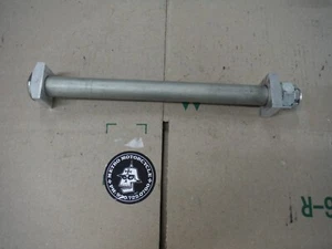 2023 19-23 Kawasaki Ninja ZX6R 636 Rear Axle Rear Wheel Axle OEM MINT - Picture 1 of 3