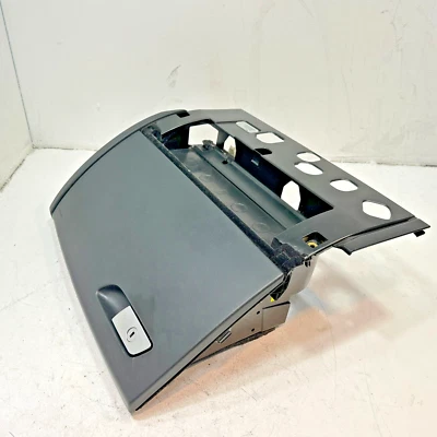 AUDI A6 2016-2018 TABLERO TABLERO GUANTERA COMPARTIMENTO DE ALMACENAMIENTO CON CABLEADO OEM Foto 1 de 4