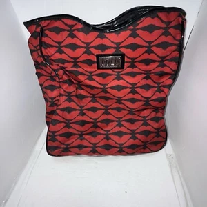 Lulu Guinness Shoulder Bag Shopper Tote Black Patent Trim Red Lips/Kiss - Picture 1 of 7