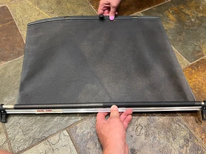 1995-2001 BMW E38 740i Driver Left Rear Door Sun Shade Sunshade Privacy Screen - Picture 1 of 8