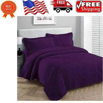 Moderno juego de colcha y fundas de almohada púrpura liso - 100" x 106" - Todas las estaciones Foto 1 de 2