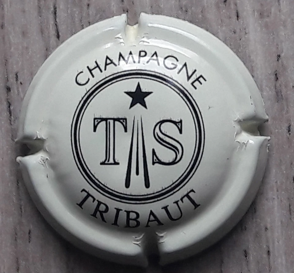 Tribaut : capsule de champagne n° 8 (très bon état) - Photo 1/1