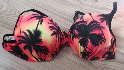 ♥♥♥ NEU - Damen-Bikini-Oberteil - Push up mit Bügel - 80 C / L - NEU ♥♥♥ - Bild 1 von 4