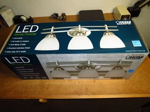 New Dimmable Energy Star FEIT Vanity Fixture BATHROOM 3-LED Light 1052286 - Picture 1 of 3