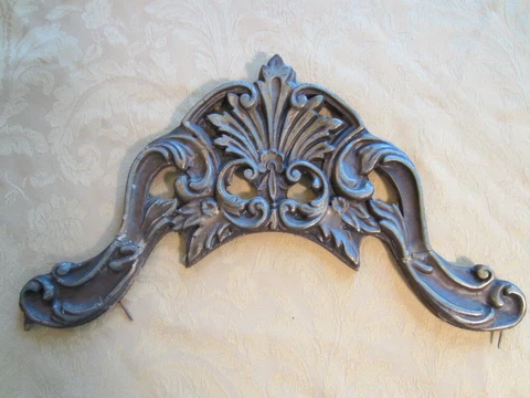 antique Victorian WOOD applique trim ARCHITECTURAL SALVAGE Carved Pediment 14x8" Cover