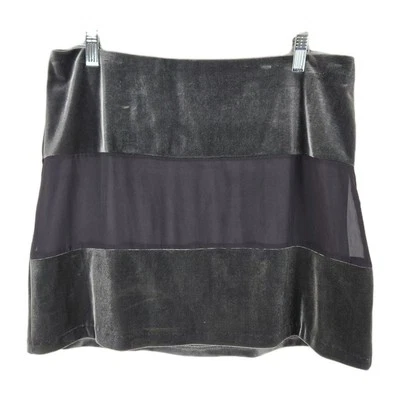 Minifalda Bailey 44 para mujer grande gris de terciopelo forrada de malla futurista pulón EE. UU. Foto 1 de 4