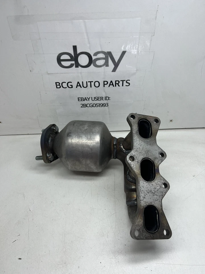 1996-02 MAZDA MILLENIA 2.3L MAGNAFLOW DIRECT-FIT FRONT CATALYTIC CONVERTER 51251 - Image 1 of 4