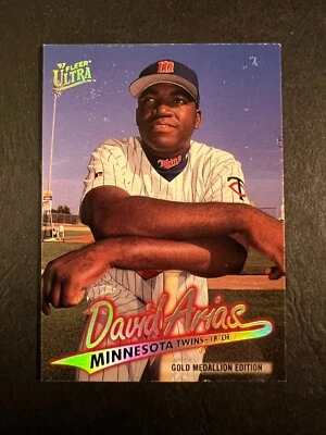 Fleer Ultra Gold Medallion Edition 1997 David Ortiz #518, problemas de superficie, Arias Foto 1 de 2