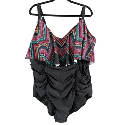 Torrid 女式大码黑色 Zig Zag 部落荷叶边连体游泳尺寸 4X — 第 1/4 张图片