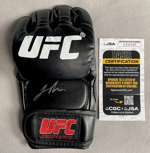 UFC STAR-JOSHUA VAN AUTOGRAPH UFC/MMA FIGHT GLOVE JSA CI33345 - Picture 1 of 2