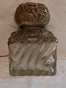 Antique Nouveau Ormolu Bronze and Glass Inkwell - Picture 1 of 11