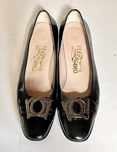Salvatore Ferragamo Black Leather Pumps Double Gancini Buckle Shoes 8.5 B - Picture 1 of 13