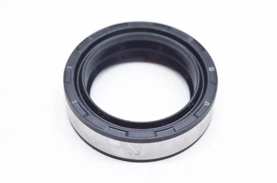 Nuevo sello de aceite OEM Yamaha 137-23145-01-00 nuevo en stock Foto 1 de 3