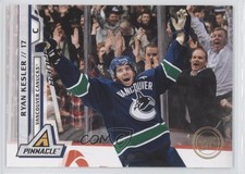 2010-11 Panini Pinnacle Artist Proof Ryan Kesler #8