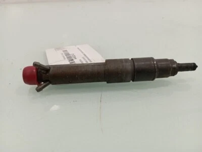 028130201G 448243 injector for VOLKSWAGEN PASSAT BERLINA (3B2) BASICO 1996 - Изображение 1 из 4