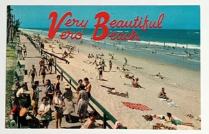 Schöne überfüllte Promenade Ozean Vero Strand FL Farbbild UNP Postkarte 1960er - Bild 1 von 2