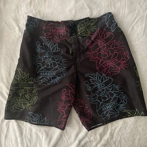 Vintage Ed Hardy Rose Board Shorts Men Large 32x9 Black Colorful Print Pocket - Picture 1 of 6