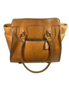Bolso de Mano London Cuero Sintético Tostado Niebla con Compartimentos con Cremallera y Asas Dobles - Imagen 1 de 7