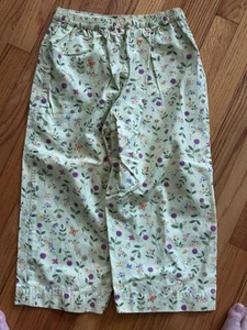 LL Bean Girls sz 12 Adventure Capri Pants Floral Light Green - Picture 1 of 4