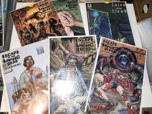 Spooky Halloween Comics (6)! Night Of The Living Dead/ Escape Of The Living Dead - Picture 1 of 8