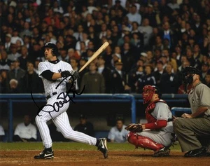 Aaron Boone Signed Autograph 8x10 Photo - Historic 2003 Yankees ALCS Walk Off - Picture 1 of 4