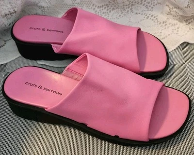 Croft And Barrow Women's Pink Sandals  Leather Size 11 Slide On Y2K  - Image 1 of 4