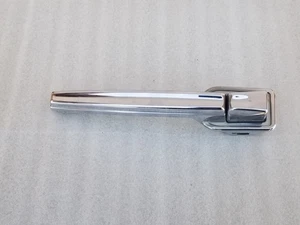 ONE 1971 - 1995 Chevrolet GMC VAN Outer Door Handle - Picture 1 of 7
