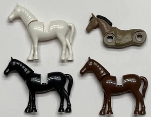 Mega Bloks Set mit 4 Pferden - weiß, schwarz, rotbraun, hellbraun - Bild 1 von 2