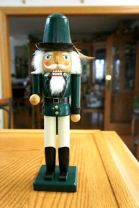 Collectibles Wooden Euro Style Nutcracker 14" Rare !! - Picture 1 of 2