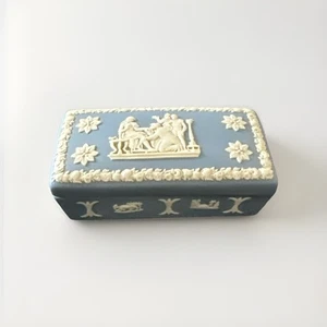 Baratija/joyero rectangular jaspe azul Wedgwood de colección "ULISES/CARRO" - Imagen 1 de 5
