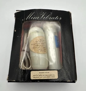 Vintage 70s Spencer Gifts Mini Women’s Vibrator NOS in Box Atlantic City NJ - Picture 1 of 6