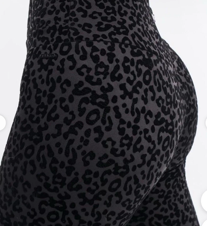 ECHT Womens Grey/Black Leggings Fuzzy Felt Leopard Print Size Medium - Image 1 of 4