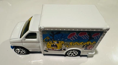 Matchbox Ford Box Truck Spongebob Squarepants White 2003 - Image 1 of 4