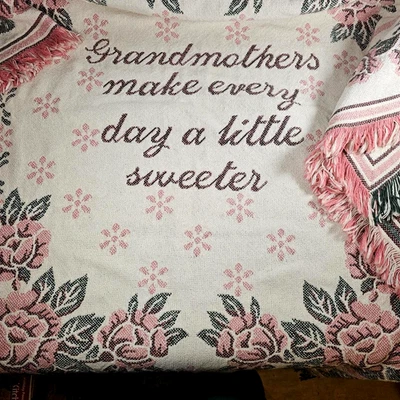 Tapestry Throw Blanket Woven Fringe Grandmothers Sweeter 100% Cotton 56" x 46" - Image 1 of 4