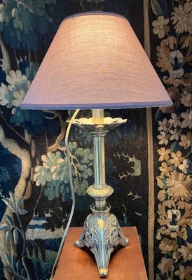 Lampe ancienne style Néogothique fin XIXème - Photo 1/4