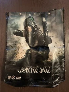 SDCC 2018 ARROW DC COMICS CW SWAG TOTE BAG BACKPACK COMIC CON WB LRG 18" x 25" - Picture 1 of 2