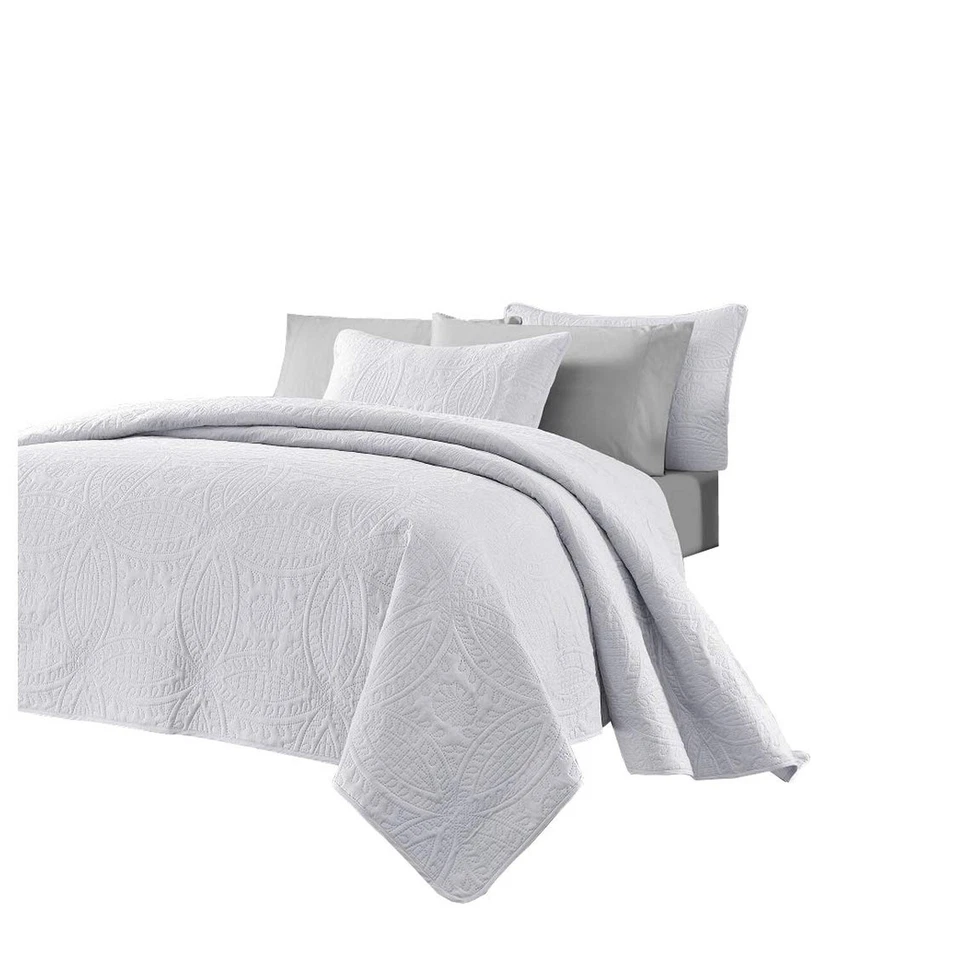 Chezmoi Collection Austin Oversized 3-Piece Bedspread King White