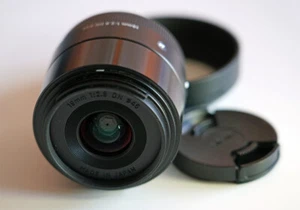 Sigma Festobjektiv 19 mm - neuwertig - Bild 1 von 9