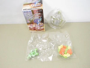 RE-MENT Pokemon Romantic Collection Zubehörkoffer Mini Figur Spielzeug #3 Sprigatito - Bild 1 von 6