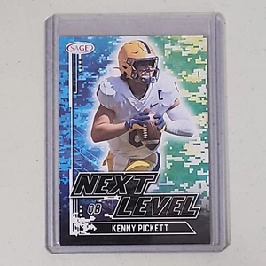 Kenny Pickett #84 - 2022 Sage Next Level Rookie Card - Pittsburgh Steelers NM/M - Bild 1 von 2
