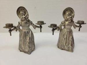 Antiguo candelabro Mary Gregory peltre dama vestido mesa cena miniatura 4" - Imagen 1 de 12