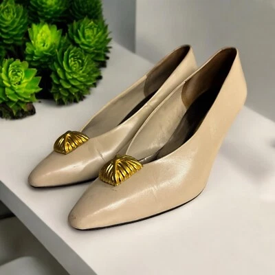 Tacones de salón vintage Valerie Stevens para mujer punta almendra marfil perla cuero 8M Foto 1 de 4