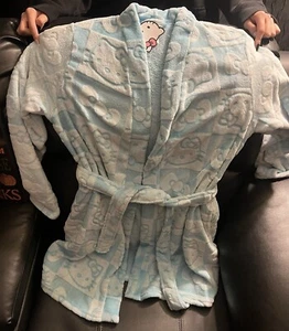 Hello Kitty Fleece Robe - Picture 1 of 2