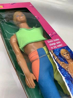 Muñeca Barbie Wet 'N Wild Ken Mattel 1989 No. 4104 Nuevo Stock Antiguo Colores de Natación De Colección Foto 1 de 4